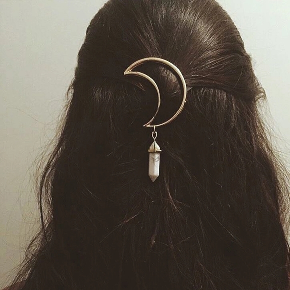 NEW Silver Minimalist Crescent Moon Hair Pin Clip - Picture 7 of 15